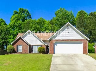 11045 Knotty Pine Pl, Hampton, GA 30228