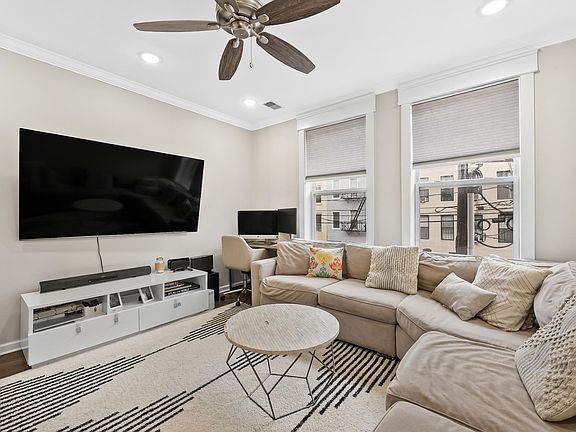 4th image of 510 Monroe St APT 206