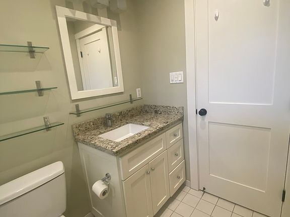 2nd image of 609 Highland Ave APT 2