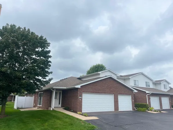 1903 Riverside Dr Unit A, Suamico, WI 54313