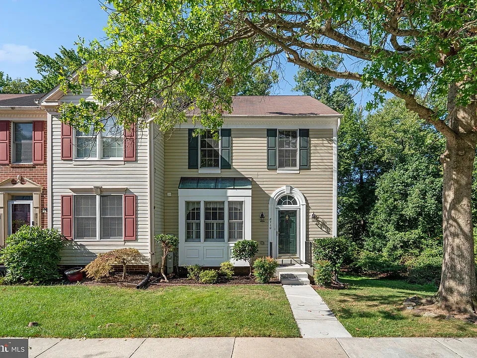8710 Birkenhead Ct