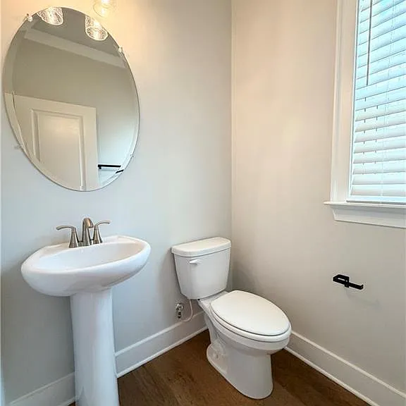 1037 Burnside Pl NW — Photo 32
