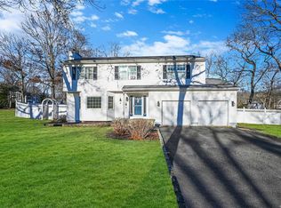 2 Jessie Rd, Eastport, NY 11941