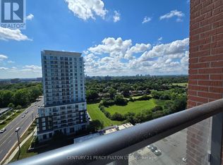3260 Sheppard Ave E #1501, Toronto, ON M1T 3K3