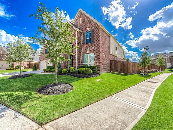 3rd image of 6611 Tonkawa Ct