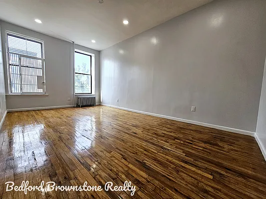 Rented by Bedford Brownstone Realty | media 8