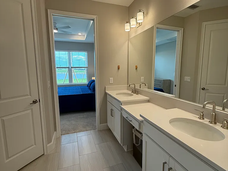 10514 Eclipse St — Photo 5
