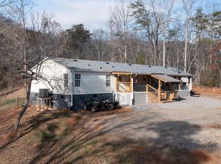 65 Alpaca Ln, Murphy, NC 28906