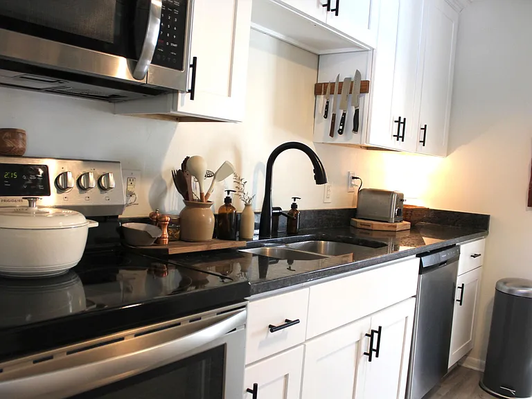 1852 S Streamline Dr — Photo 8