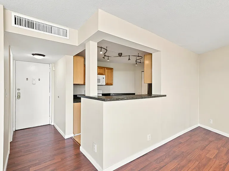 1301 River Reach Dr #514 — Photo 18
