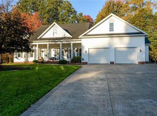2925 Cedarwood Dr, Alliance, OH
