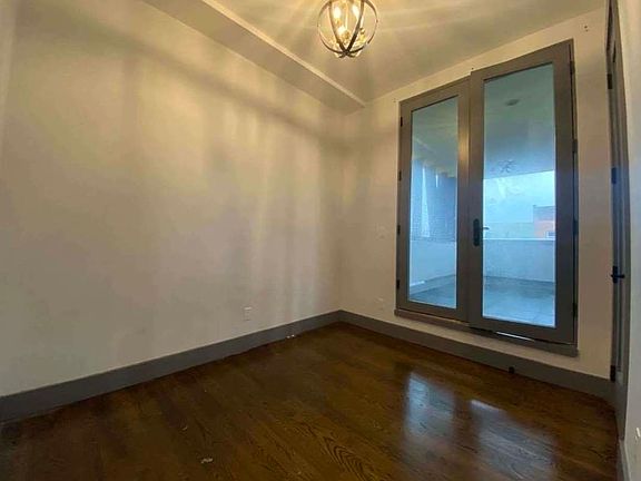 5th image of 168 Stuyvesant Ave