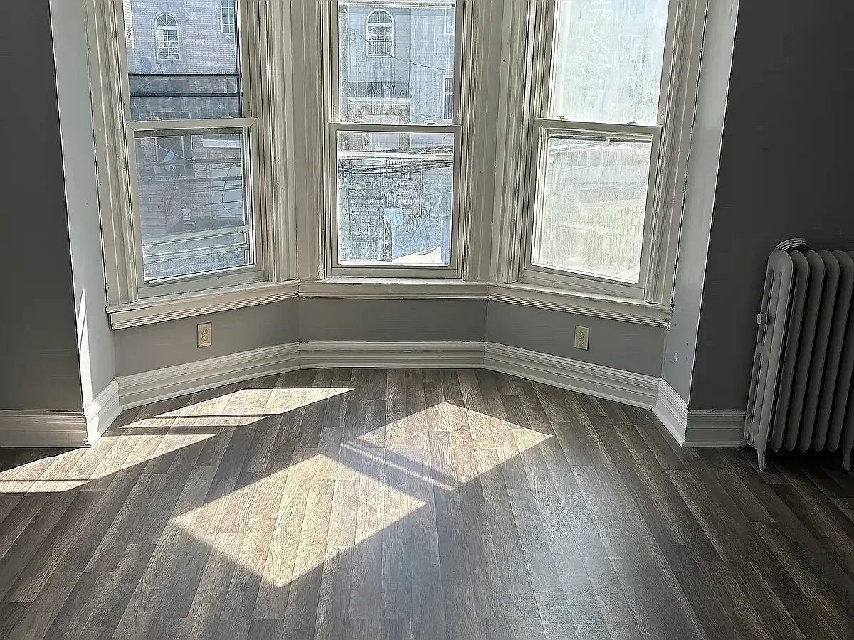 Building Photo - 125 S 11th St #5D