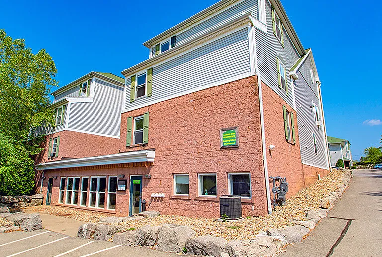 Campus Side Apartments — Photo 24