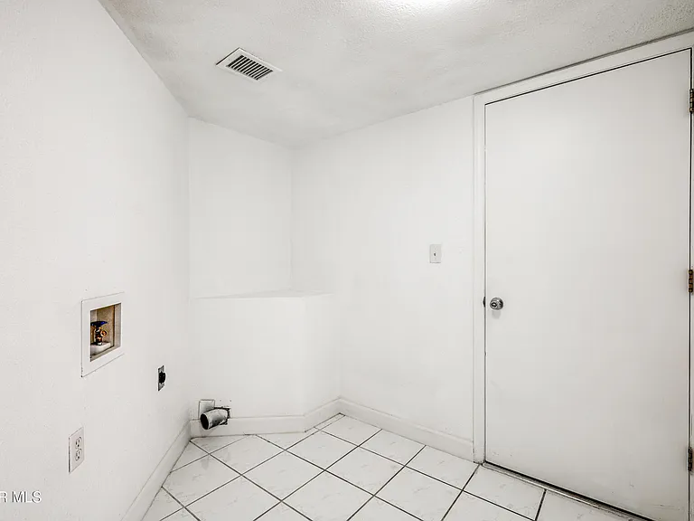 1229 Diamond Cove Pl — Photo 23