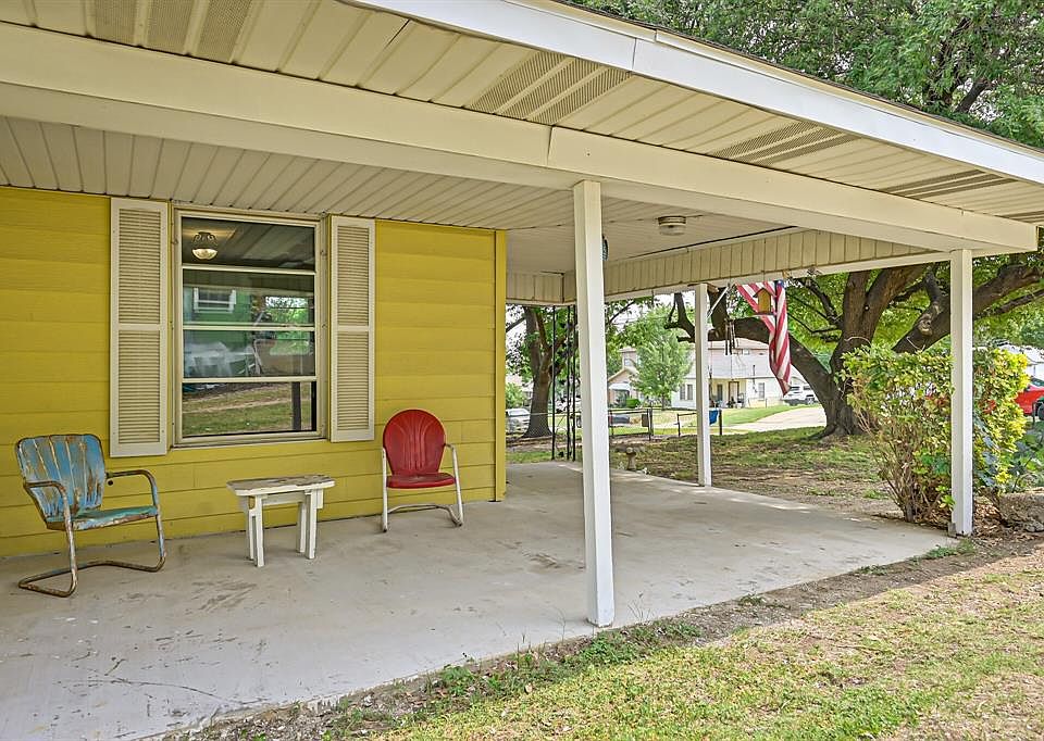 801 NE 28th St, Grand Prairie, TX 75050 Zillow