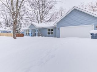 2468 15th Ave E, North Saint Paul, MN 55109