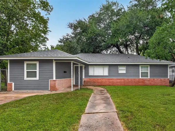 1115 Avenue E, Rosenberg, TX 77471
