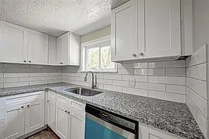 10694 Pine St — Photo 23