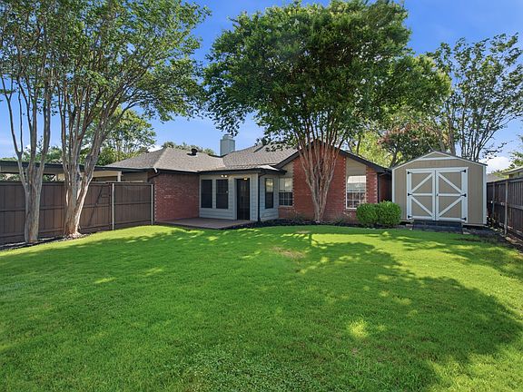 2nd image of 2074 Briarcliff Rd