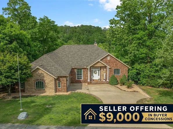 9877 Admiral Dr, Rogers, AR 72756