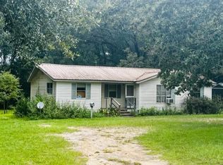 1040 Everett Rd, Graceville, FL 32440