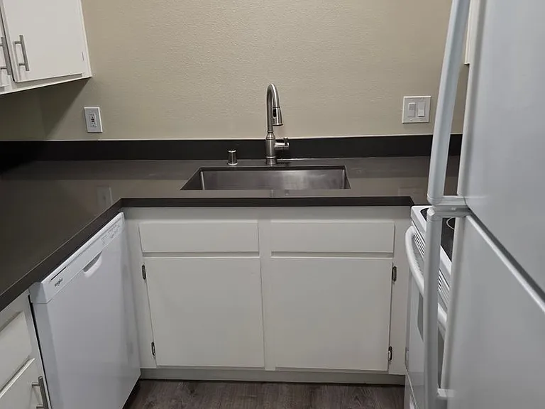 Welcome to 475 Cumulus — Photo 16