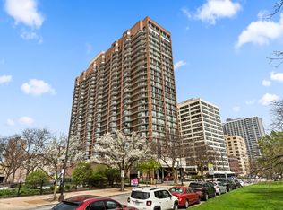 4170 N Marine Dr, Chicago, IL 60613