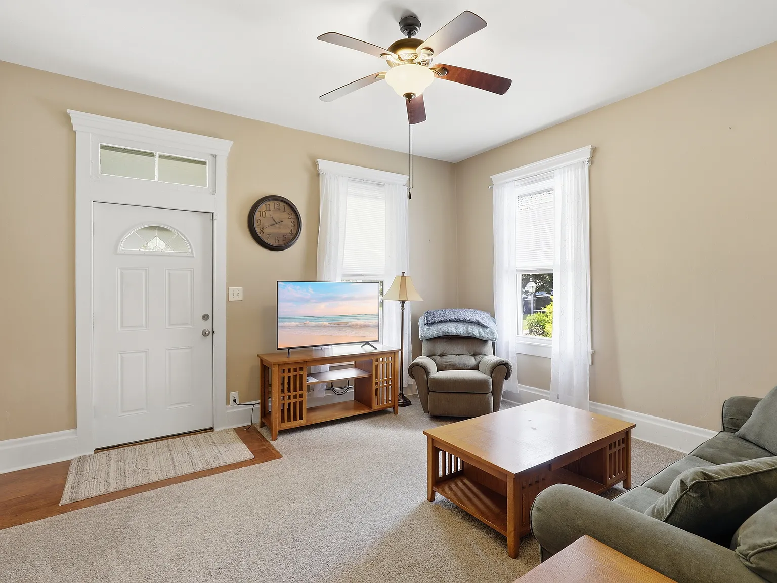 1 bed, $1,000 — Photo 3