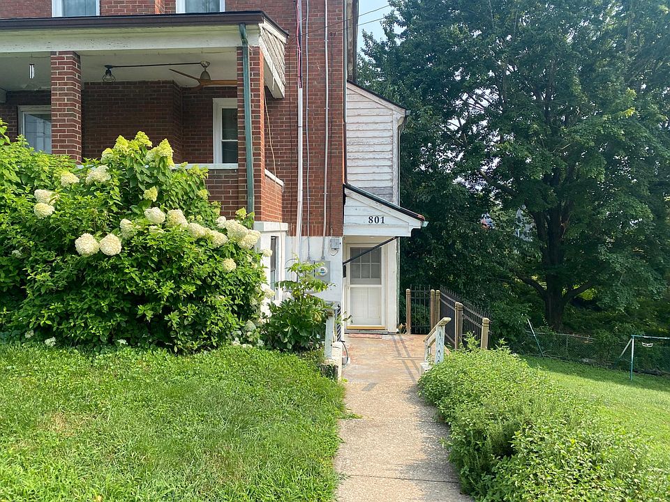 Entrance from Graham St