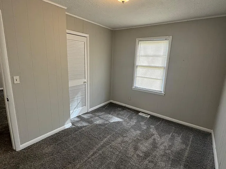 7 Landrum Pl SW — Photo 6