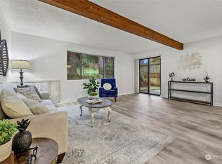 5719 Highway Pl APT 3, Everett, WA 98203