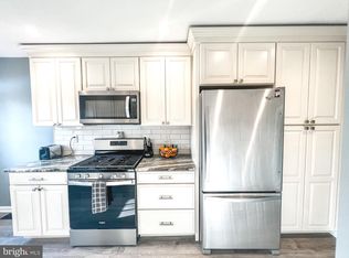 10 3rd St, Upland, PA 19015