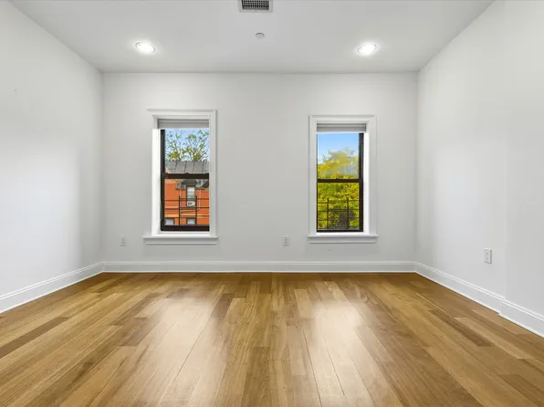 312 West 138th Street image 14 of 23