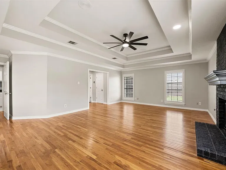 1000 Raven Bend Ct — Photo 21