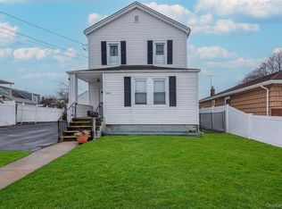 1060 Midland Street, Uniondale, NY 11553