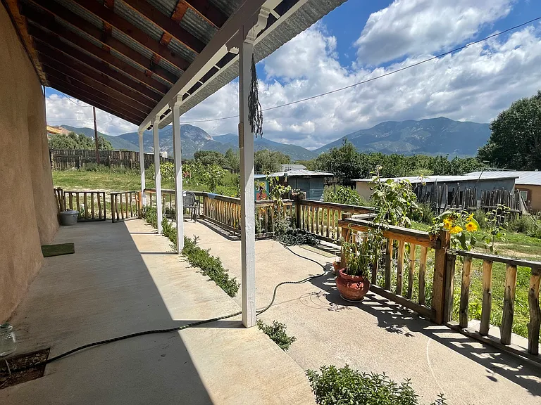 7 Las Animas Rd #B — Photo 30