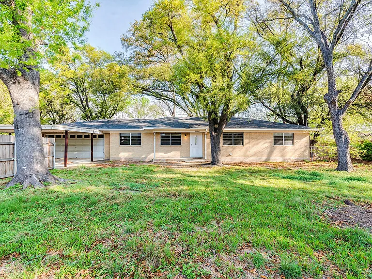 10606 Macmora Rd — Photo 1