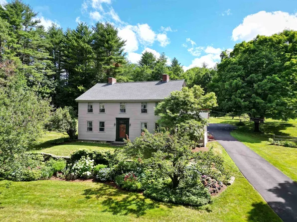 237 Fourth Range Road, Pembroke, NH 03275