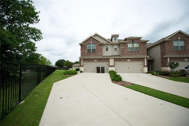1st image of 457 Metropolitan Dr