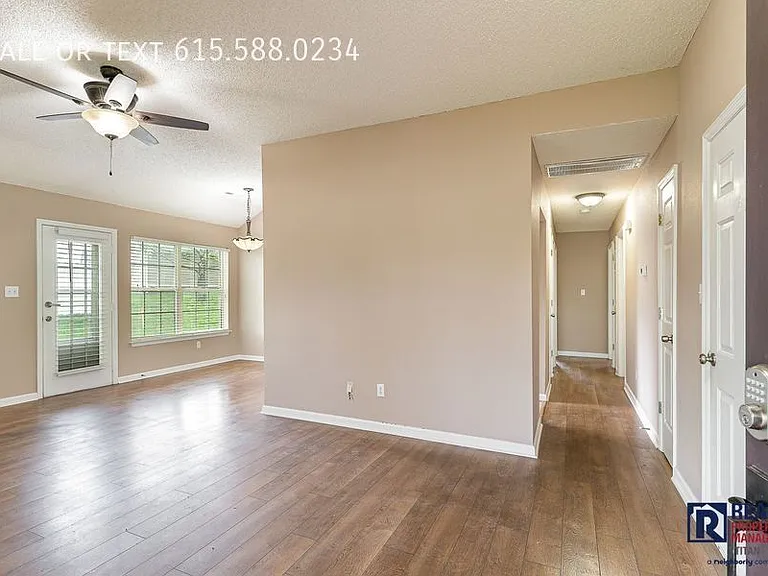2824 Canary Ct — Photo 3