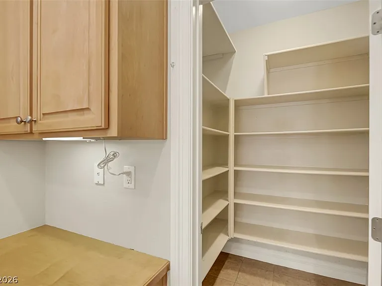 2149 Sentito Cir — Photo 16