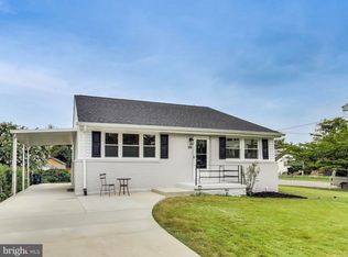 4901 Maury Pl, Oxon Hill, MD 20745