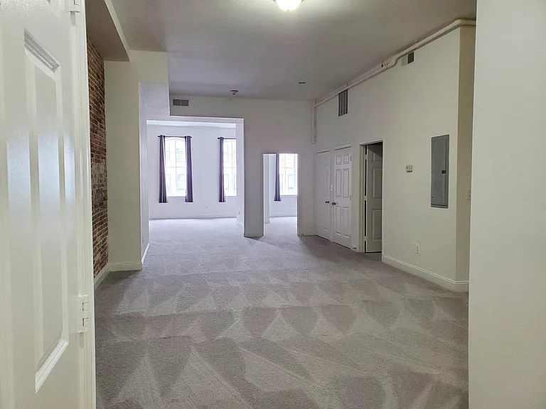 The Lofts at 2nd and LOMA — Photo 29