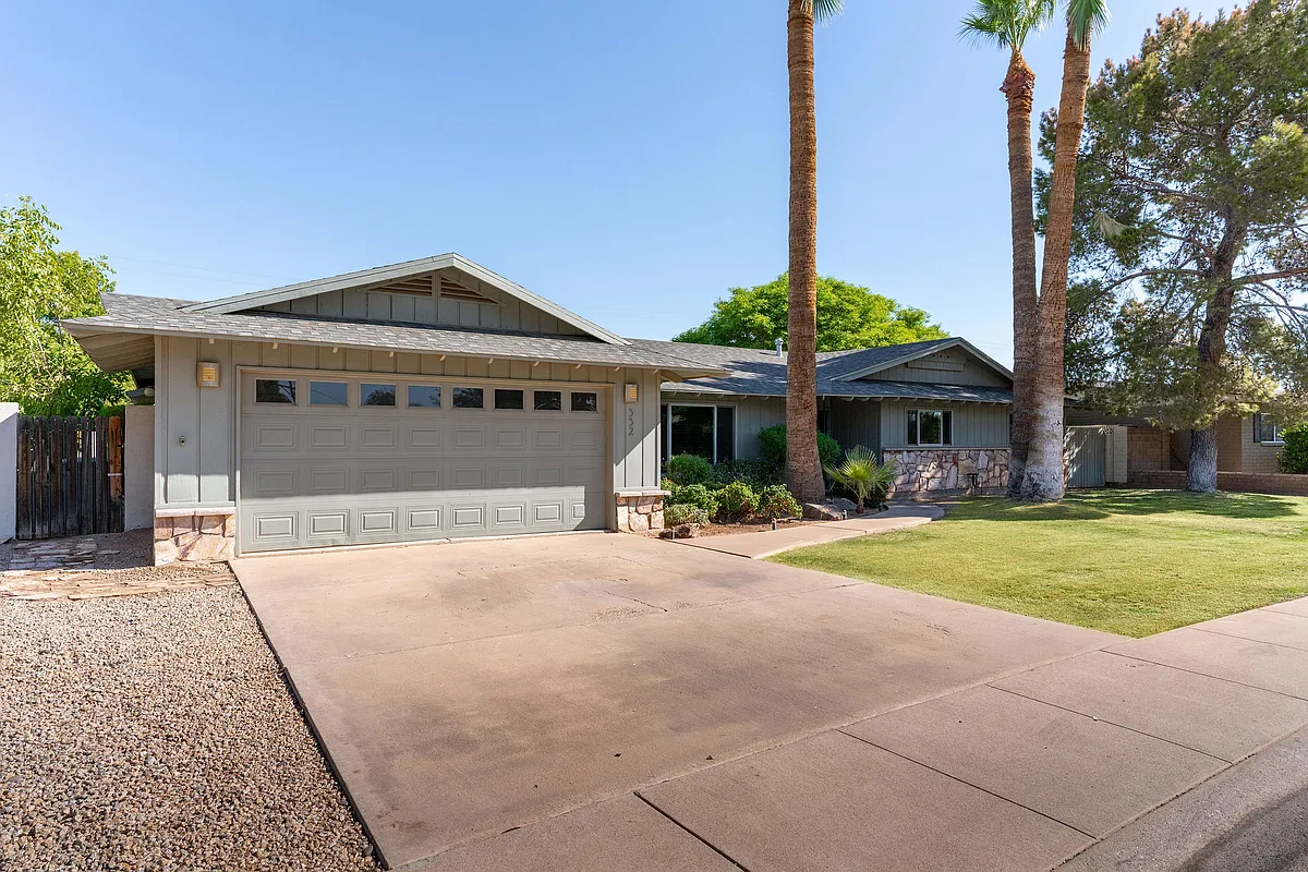 Front exterior of the home - 332 E Geneva Dr