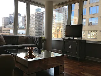 Rented by R New York