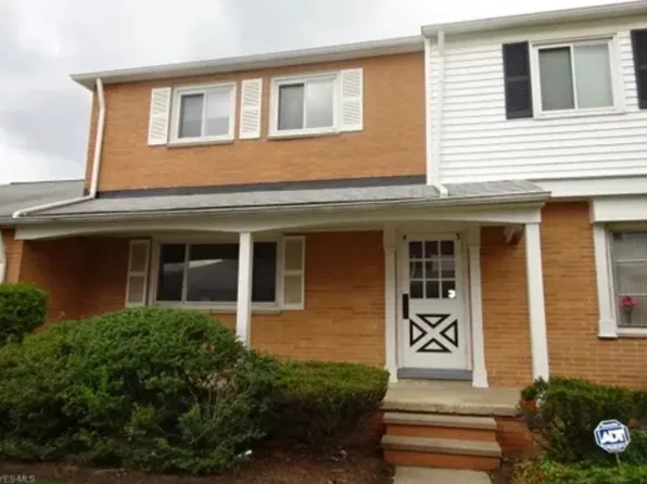 4750 Walford Rd APT 1, Cleveland, OH 44128