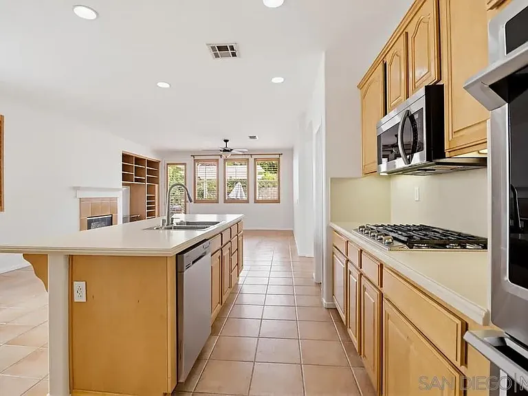 1762 Bramblewood Ct — Photo 13