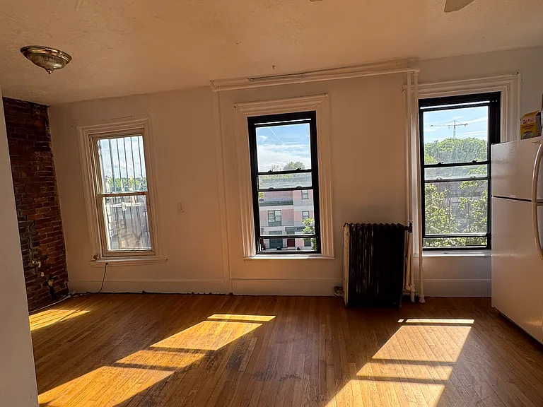 Kitchen Dining Room Area