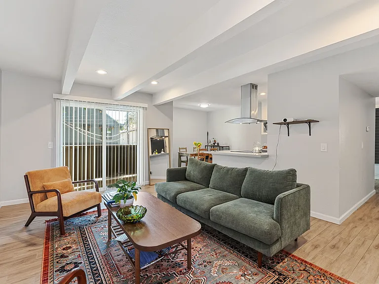 2524 T St #16 — Photo 9